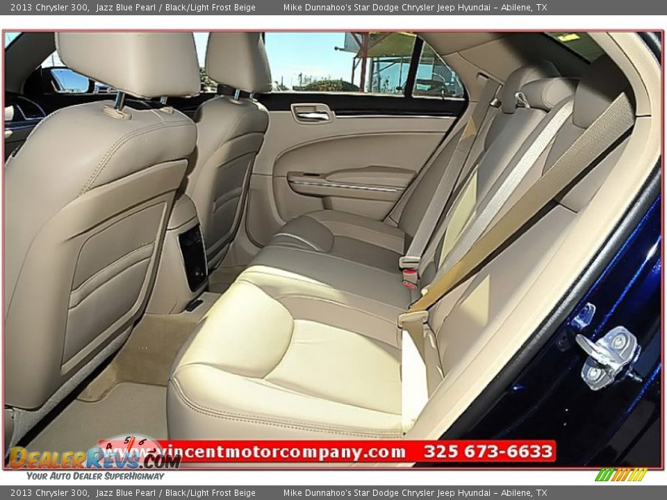 2013 Chrysler 300 Jazz Blue Pearl / Black/Light Frost Beige Photo #17