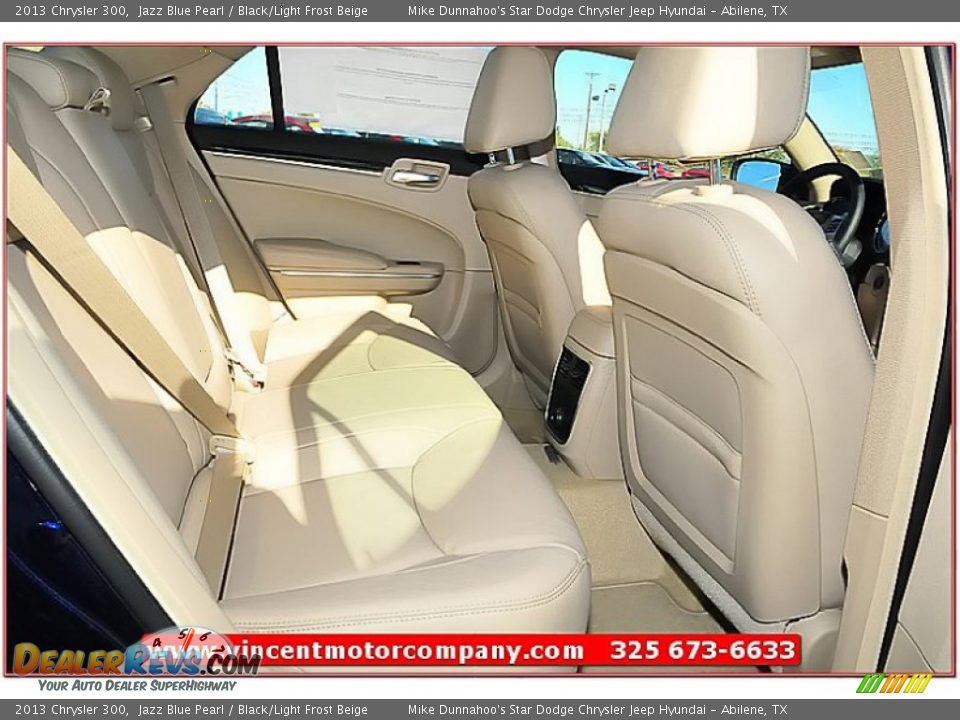 2013 Chrysler 300 Jazz Blue Pearl / Black/Light Frost Beige Photo #18
