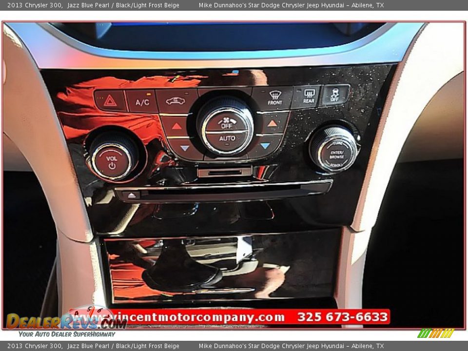 2013 Chrysler 300 Jazz Blue Pearl / Black/Light Frost Beige Photo #26