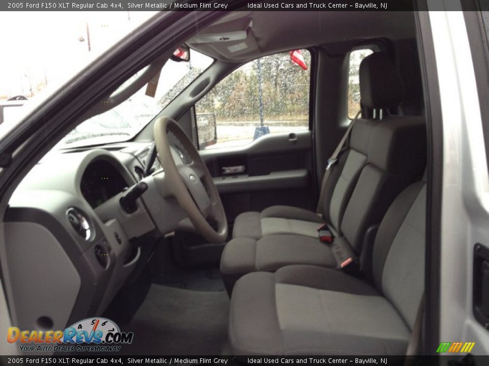 Medium Flint Grey Interior 2005 Ford F150 Xlt Regular Cab
