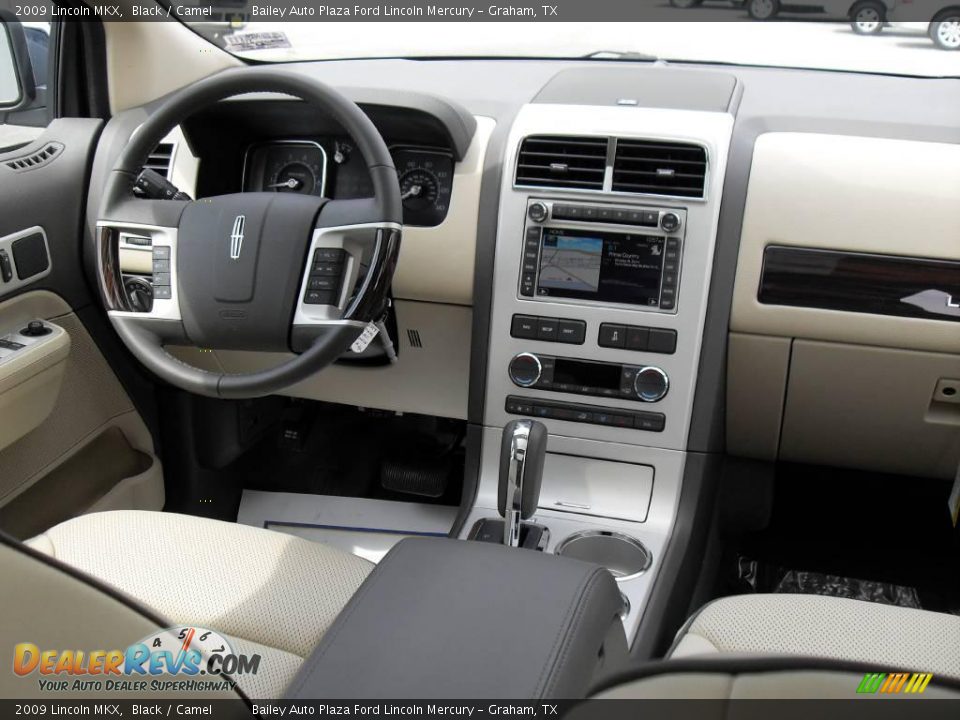2009 Lincoln MKX Black / Camel Photo #16