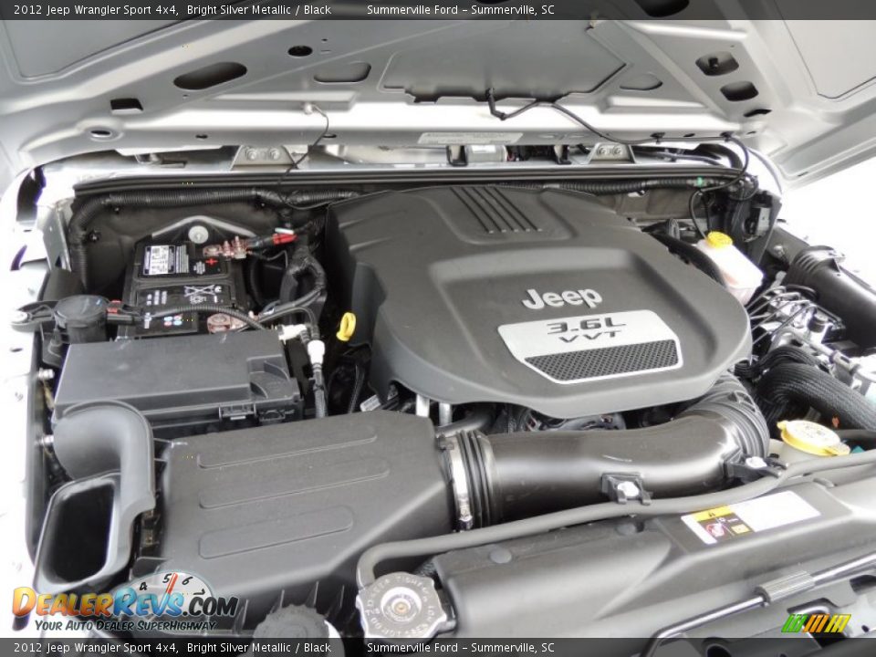 2012 Jeep Wrangler Sport 4x4 Bright Silver Metallic / Black Photo #13