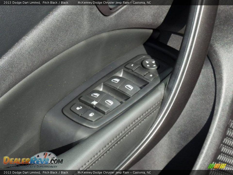 2013 Dodge Dart Limited Pitch Black / Black Photo #12