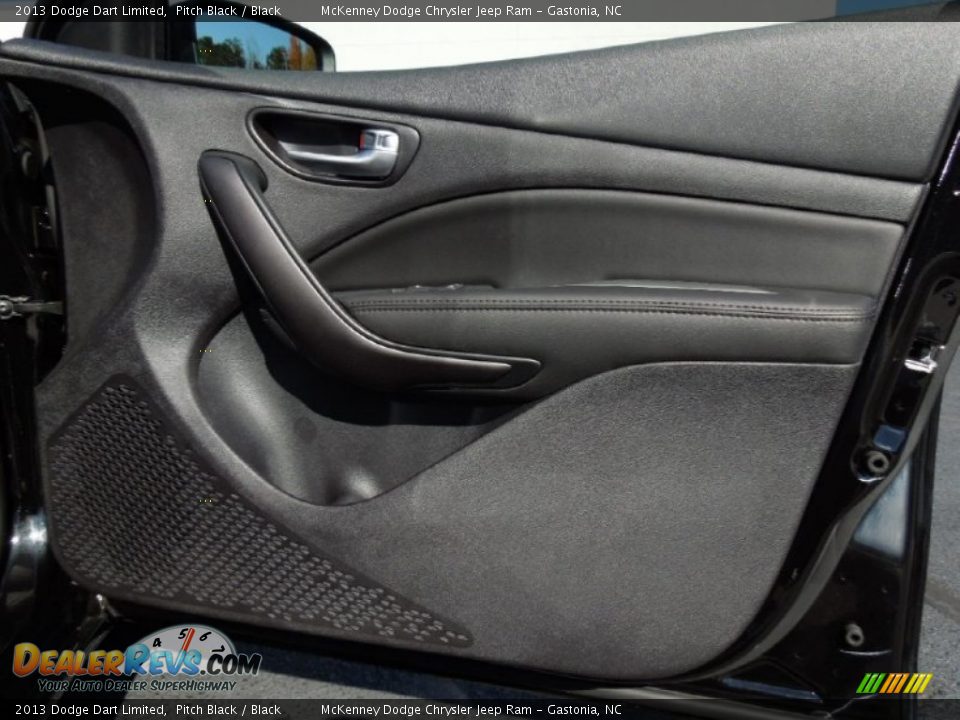 2013 Dodge Dart Limited Pitch Black / Black Photo #26