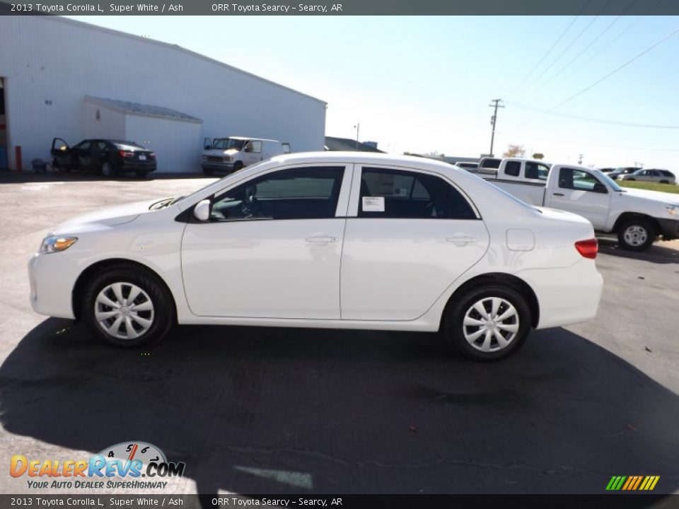 2013 Toyota Corolla L Super White / Ash Photo #4