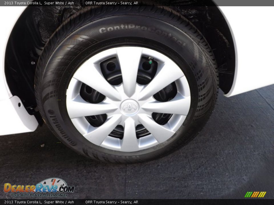 2013 Toyota Corolla L Super White / Ash Photo #16