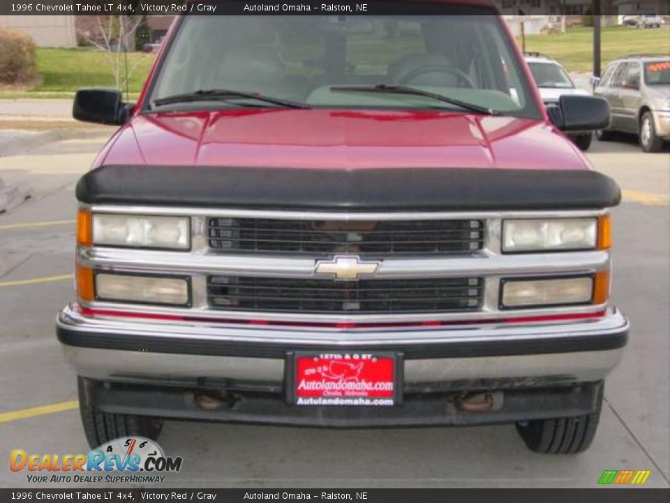 1996 Chevrolet Tahoe LT 4x4 Victory Red / Gray Photo #10