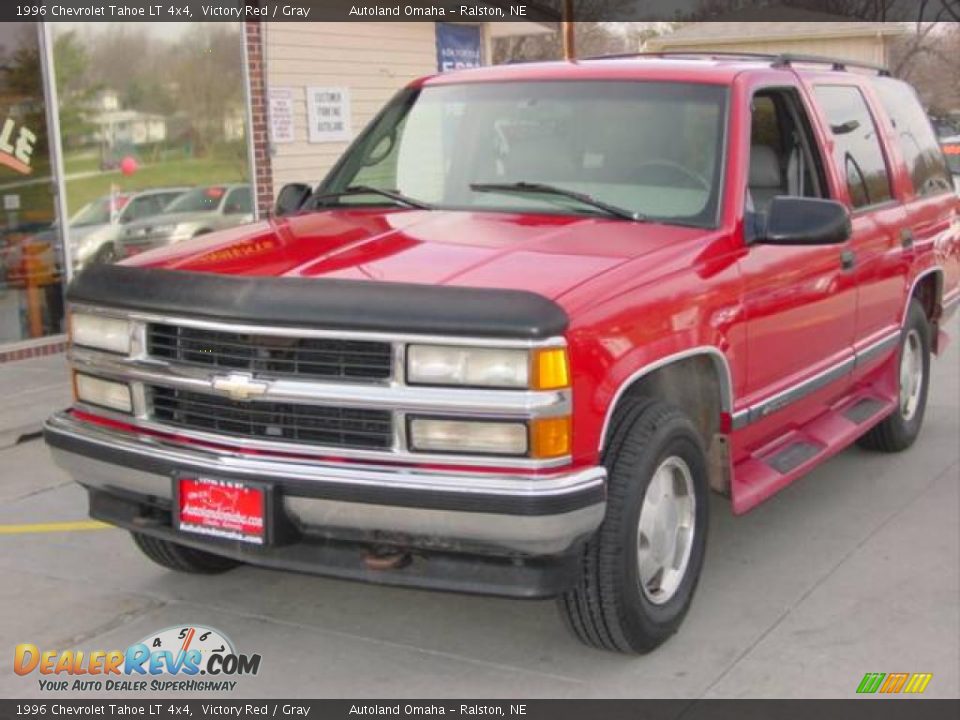 1996 Chevrolet Tahoe LT 4x4 Victory Red / Gray Photo #11