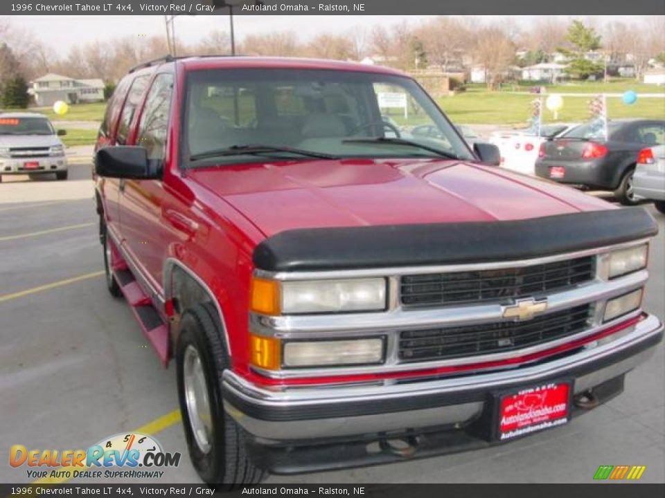 1996 Chevrolet Tahoe LT 4x4 Victory Red / Gray Photo #16