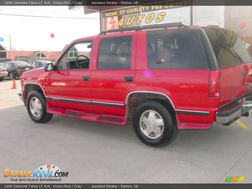 1996 Chevrolet Tahoe LT 4x4 Victory Red / Gray Photo #21