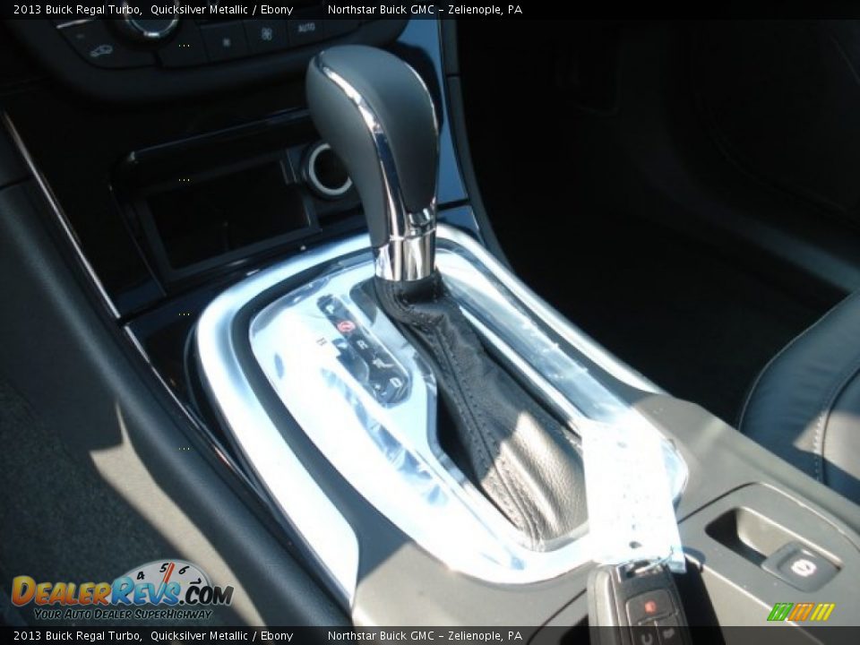 2013 Buick Regal Turbo Quicksilver Metallic / Ebony Photo #17