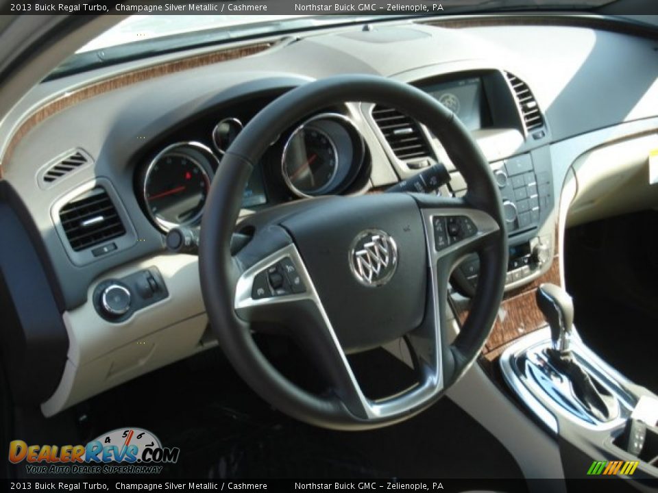 2013 Buick Regal Turbo Champagne Silver Metallic / Cashmere Photo #10
