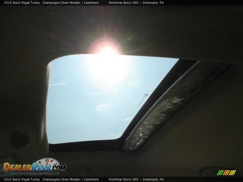 2013 Buick Regal Turbo Champagne Silver Metallic / Cashmere Photo #15