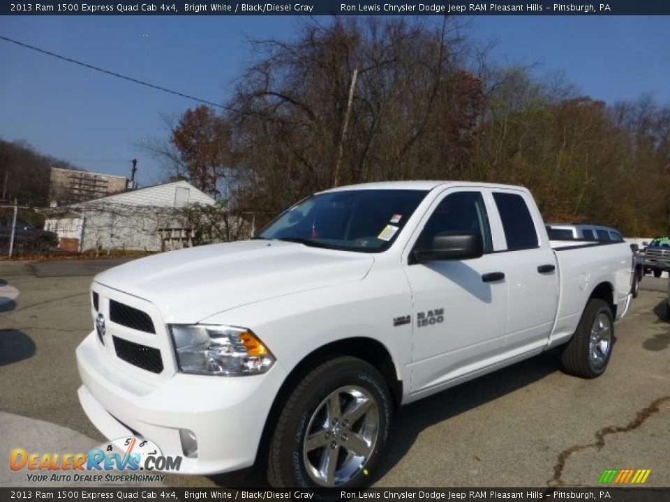 Front 3/4 View of 2013 Ram 1500 Express Quad Cab 4x4 Photo #1
