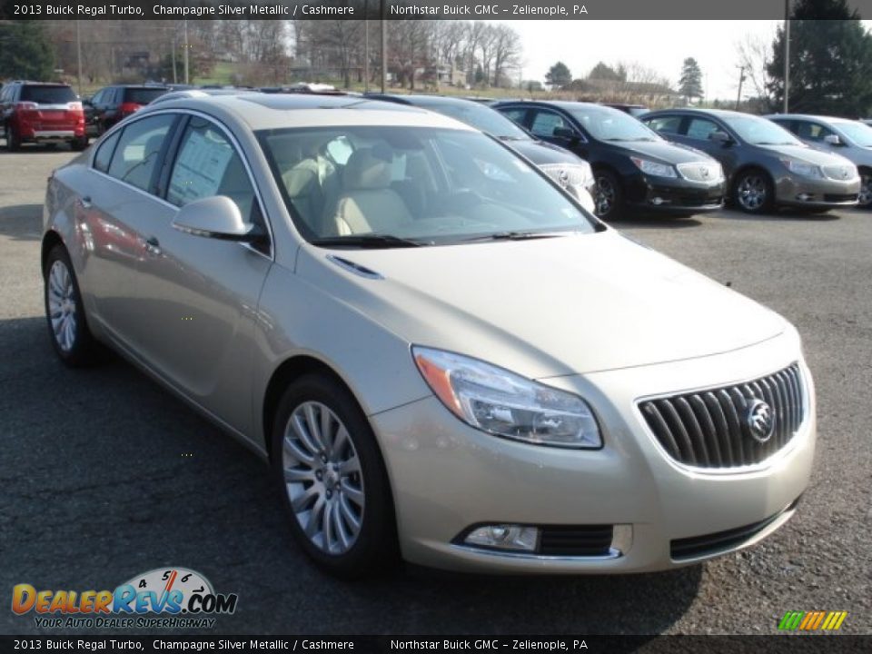 2013 Buick Regal Turbo Champagne Silver Metallic / Cashmere Photo #4