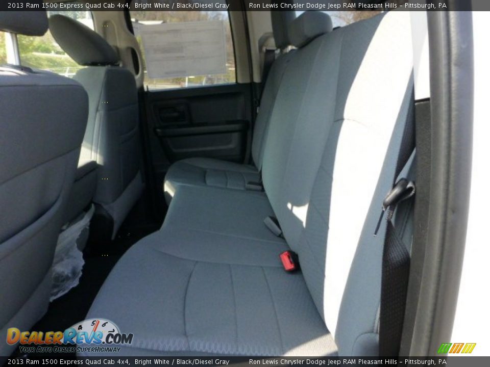 2013 Ram 1500 Express Quad Cab 4x4 Bright White / Black/Diesel Gray Photo #15