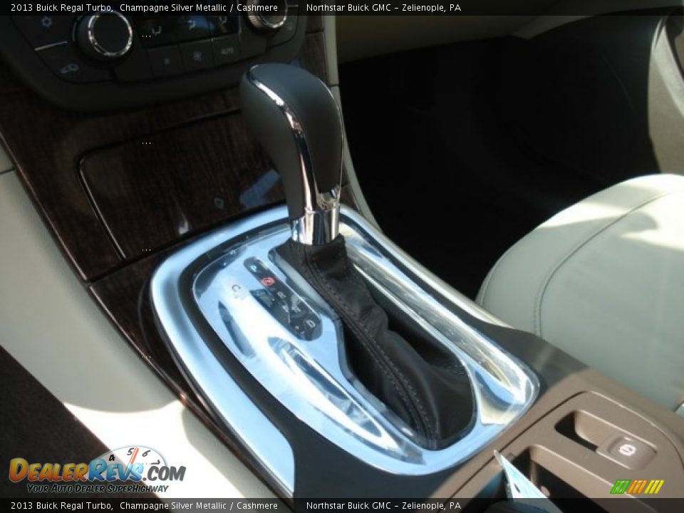 2013 Buick Regal Turbo Champagne Silver Metallic / Cashmere Photo #17