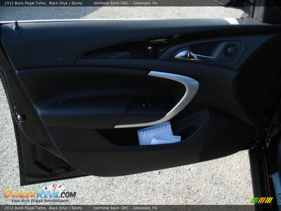 2013 Buick Regal Turbo Black Onyx / Ebony Photo #12