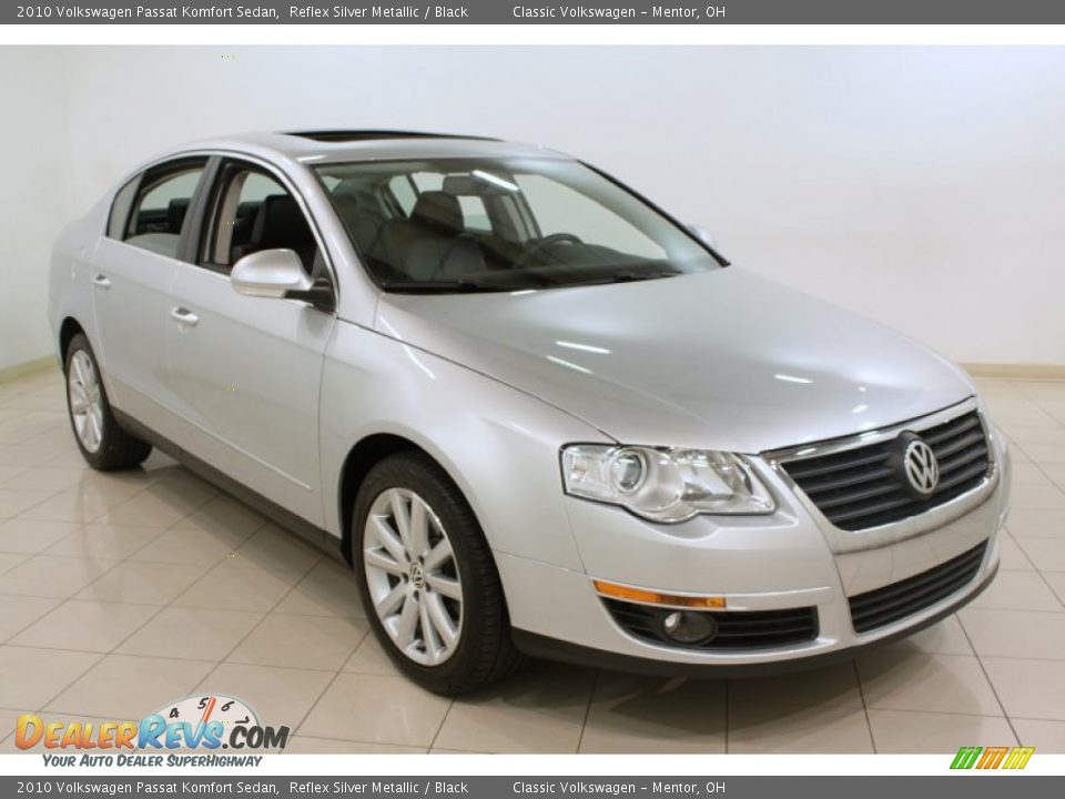 2010 Volkswagen Passat Komfort Sedan Reflex Silver Metallic / Black Photo #1