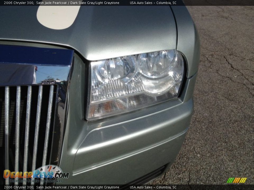 2006 Chrysler 300 Satin Jade Pearlcoat / Dark Slate Gray/Light Graystone Photo #2