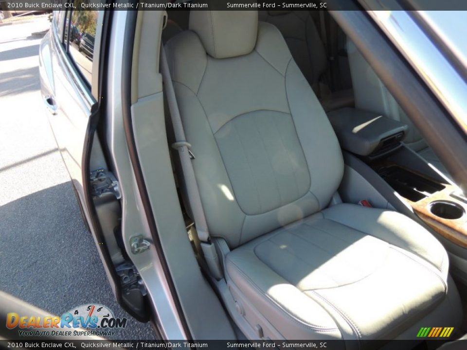 2010 Buick Enclave CXL Quicksilver Metallic / Titanium/Dark Titanium Photo #10
