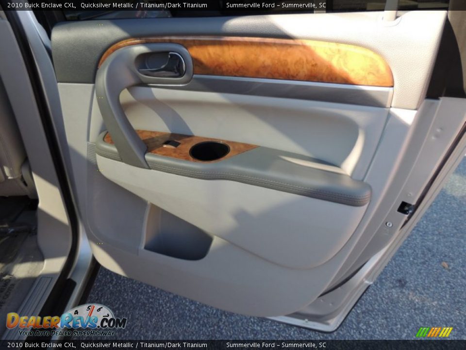 2010 Buick Enclave CXL Quicksilver Metallic / Titanium/Dark Titanium Photo #13