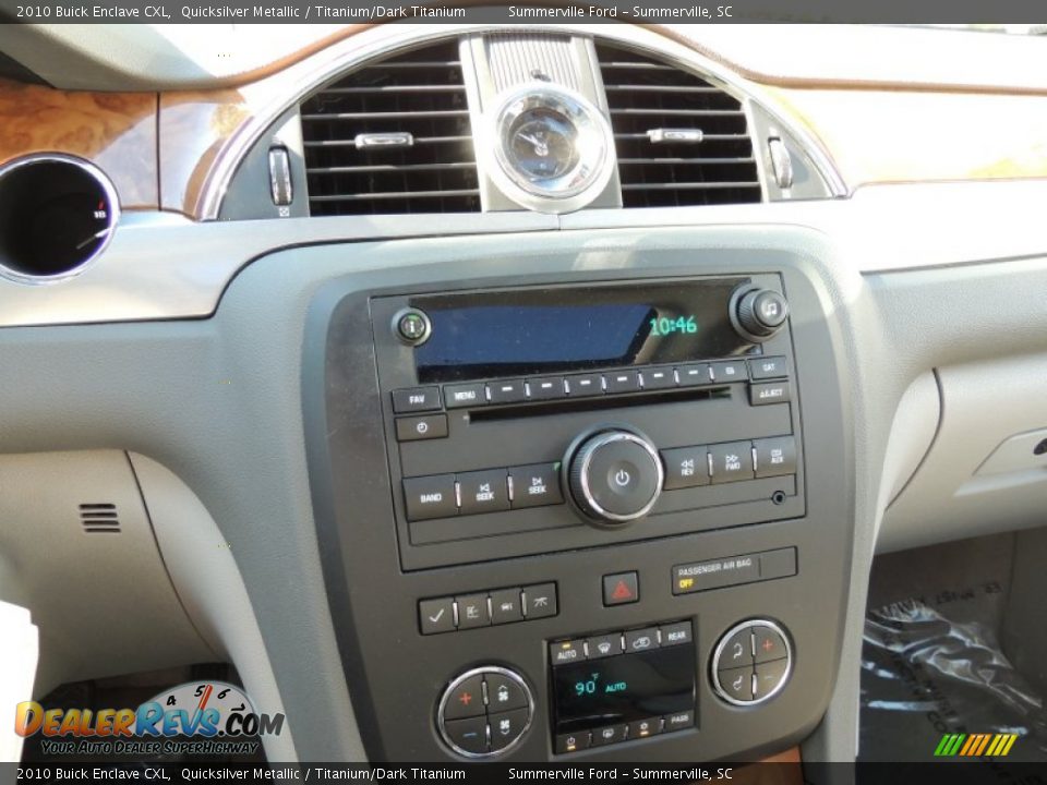 2010 Buick Enclave CXL Quicksilver Metallic / Titanium/Dark Titanium Photo #22