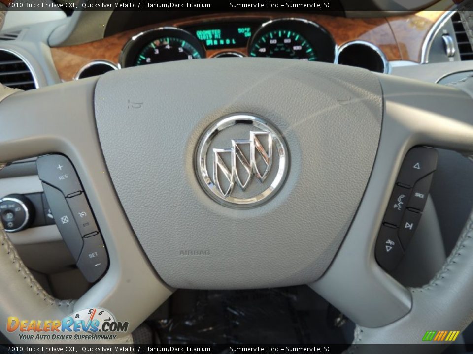 2010 Buick Enclave CXL Quicksilver Metallic / Titanium/Dark Titanium Photo #24