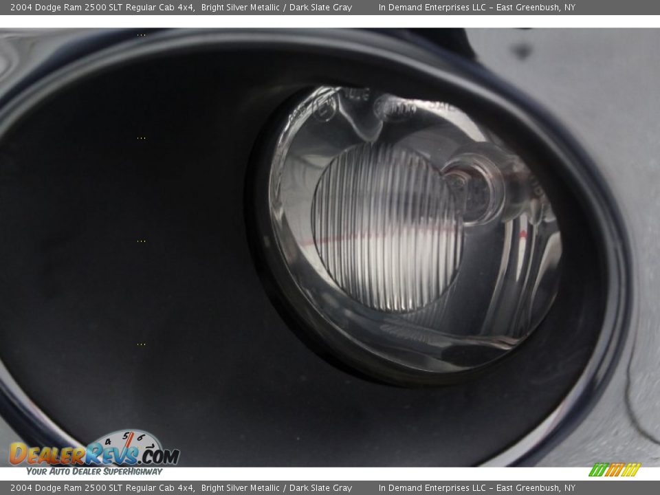 2004 Dodge Ram 2500 SLT Regular Cab 4x4 Bright Silver Metallic / Dark Slate Gray Photo #17