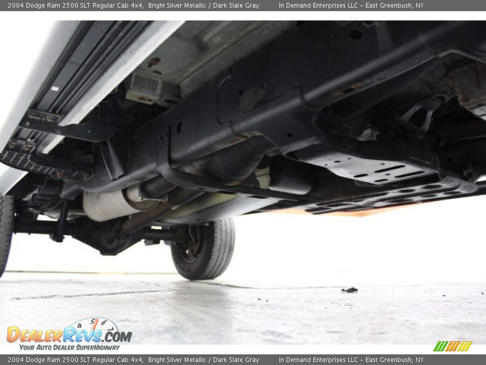2004 Dodge Ram 2500 SLT Regular Cab 4x4 Bright Silver Metallic / Dark Slate Gray Photo #30