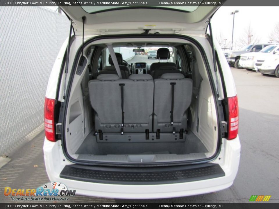 2010 Chrysler Town & Country Touring Stone White / Medium Slate Gray/Light Shale Photo #9