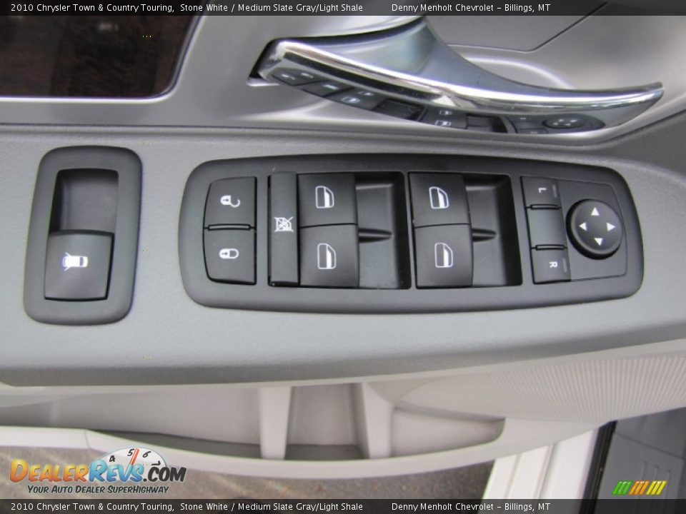 2010 Chrysler Town & Country Touring Stone White / Medium Slate Gray/Light Shale Photo #16