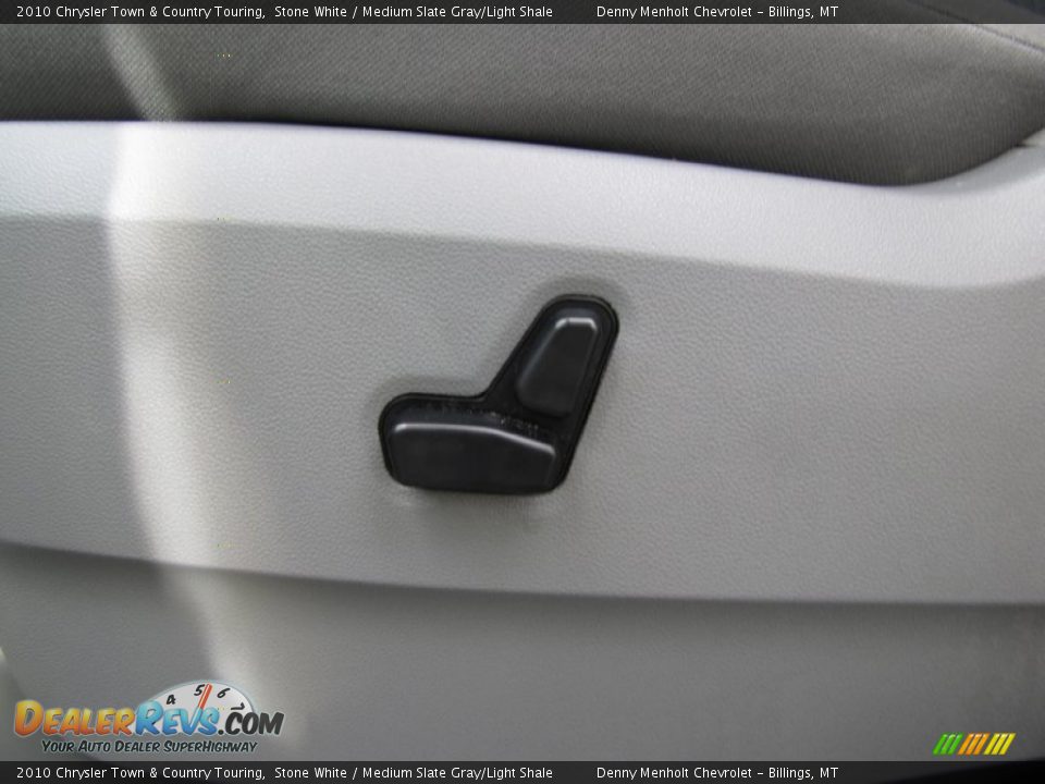 2010 Chrysler Town & Country Touring Stone White / Medium Slate Gray/Light Shale Photo #17