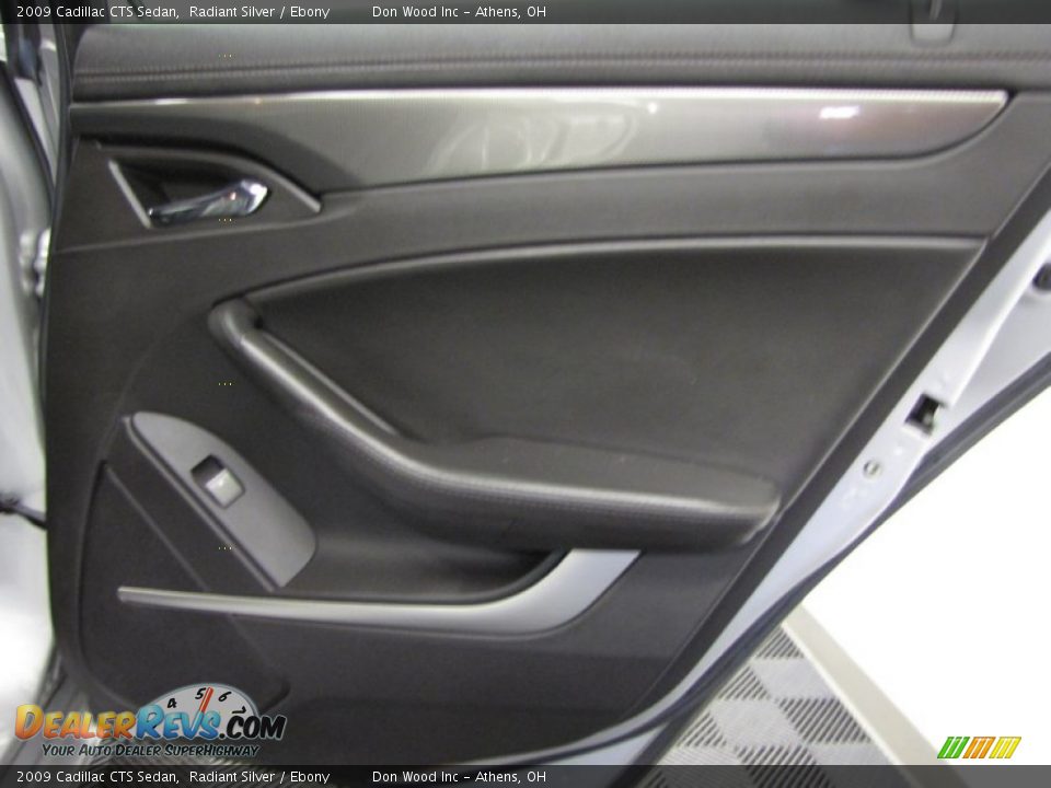 2009 Cadillac CTS Sedan Radiant Silver / Ebony Photo #17