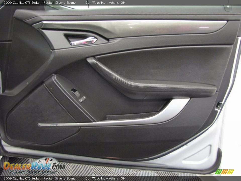 2009 Cadillac CTS Sedan Radiant Silver / Ebony Photo #18