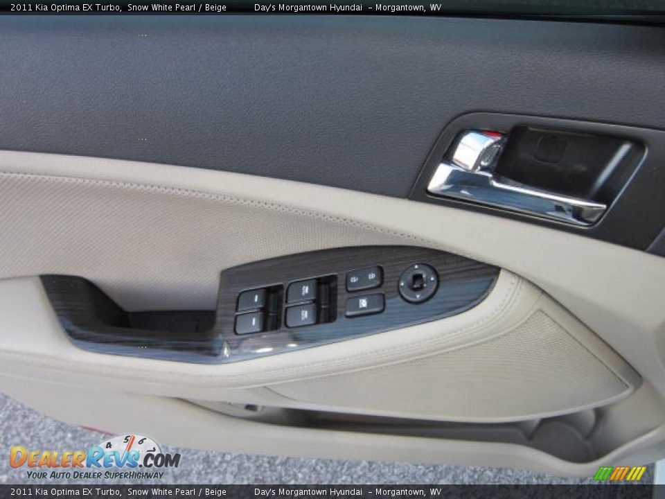 2011 Kia Optima EX Turbo Snow White Pearl / Beige Photo #17