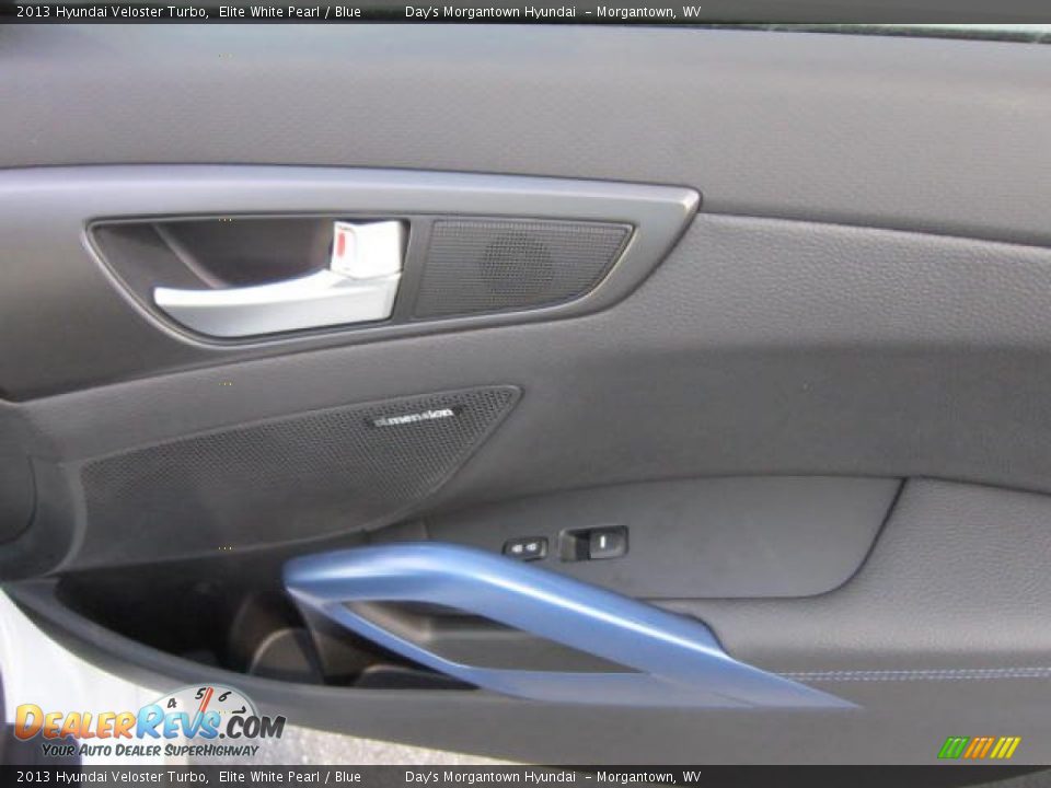 2013 Hyundai Veloster Turbo Elite White Pearl / Blue Photo #11