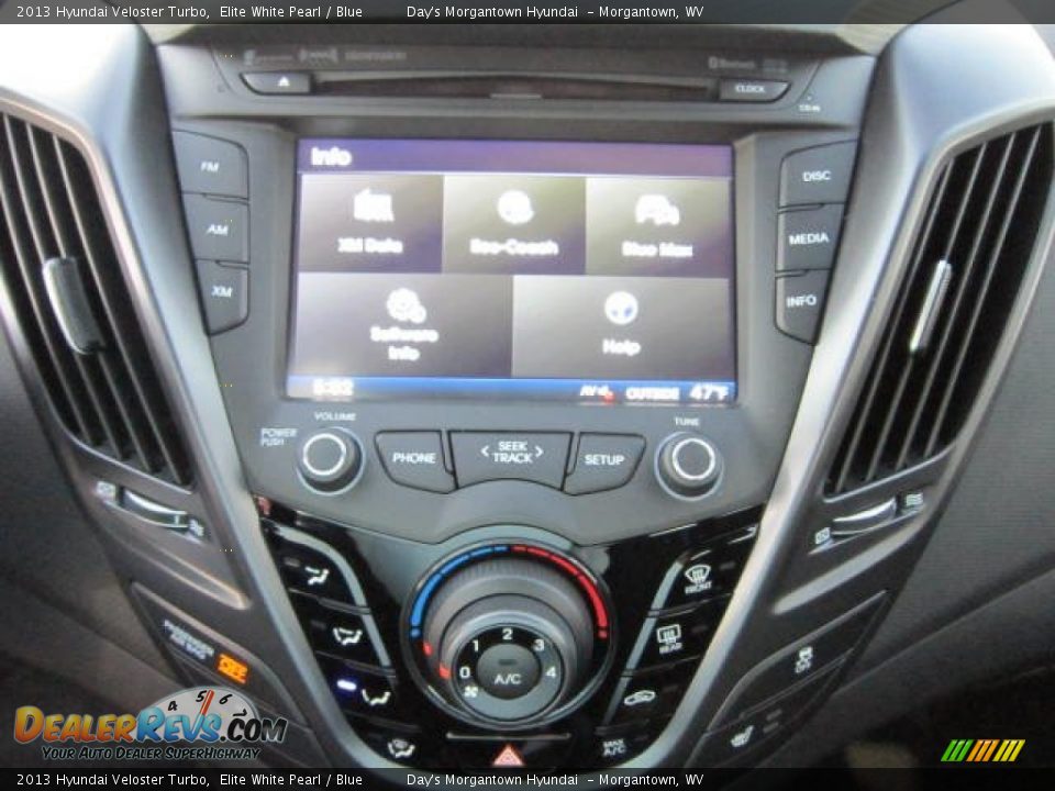 Controls of 2013 Hyundai Veloster Turbo Photo #19