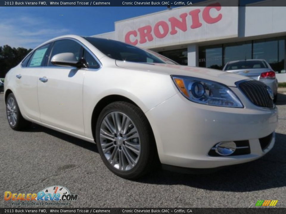 2013 Buick Verano FWD White Diamond Tricoat / Cashmere Photo #1