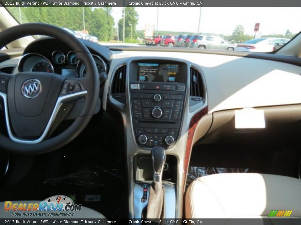 2013 Buick Verano FWD White Diamond Tricoat / Cashmere Photo #14