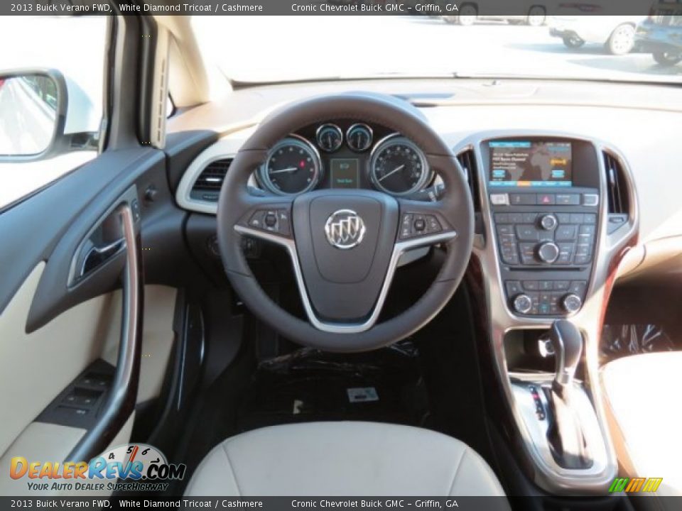 2013 Buick Verano FWD White Diamond Tricoat / Cashmere Photo #15