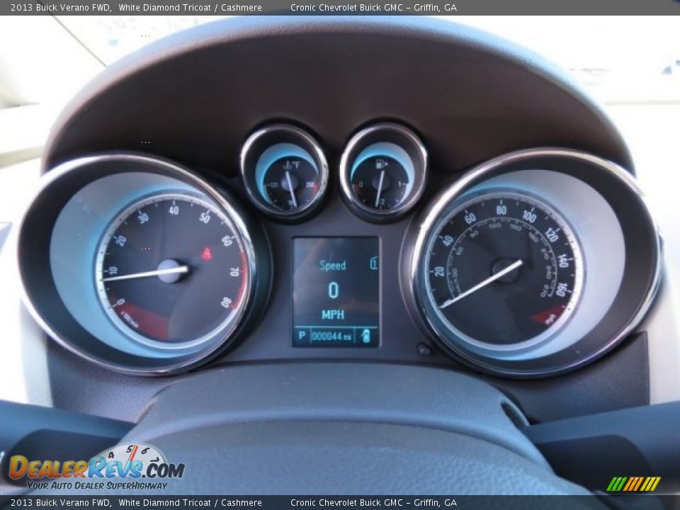 2013 Buick Verano FWD White Diamond Tricoat / Cashmere Photo #17