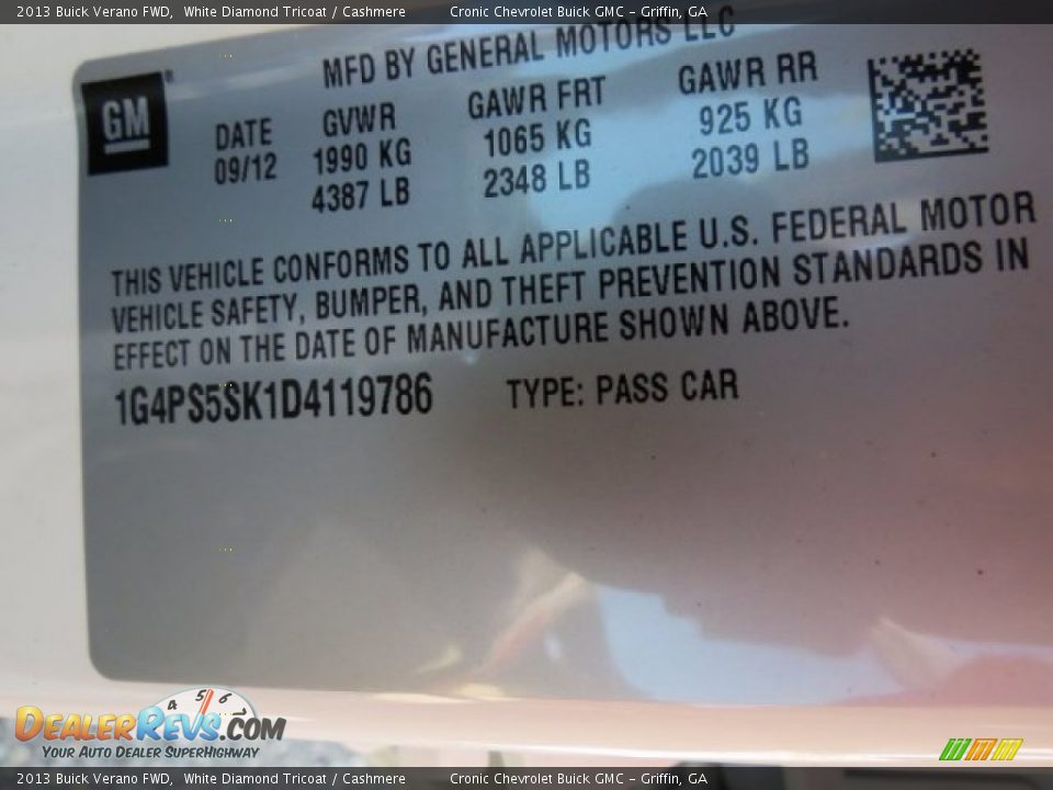 2013 Buick Verano FWD White Diamond Tricoat / Cashmere Photo #22