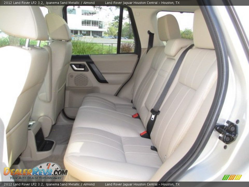 2012 Land Rover LR2 3.2 Ipanema Sand Metallic / Almond Photo #4