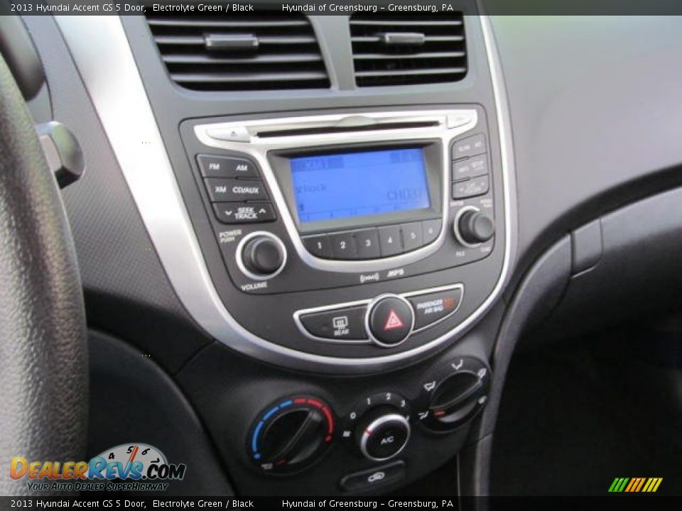 Controls of 2013 Hyundai Accent GS 5 Door Photo #8