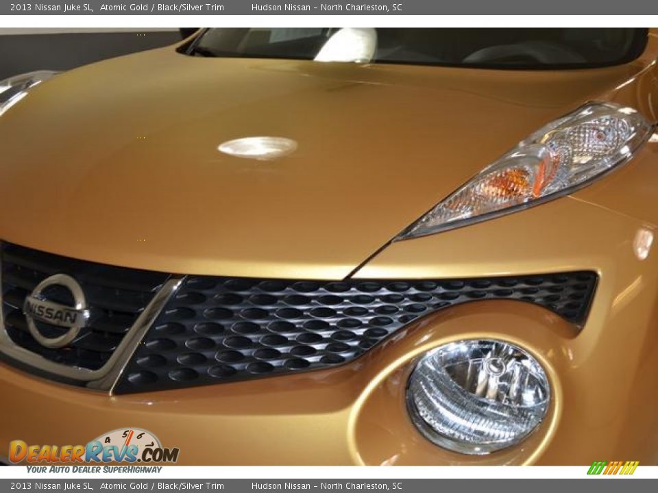 2013 Nissan Juke SL Atomic Gold / Black/Silver Trim Photo #9