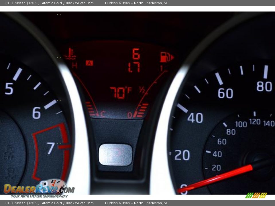 2013 Nissan Juke SL Atomic Gold / Black/Silver Trim Photo #13