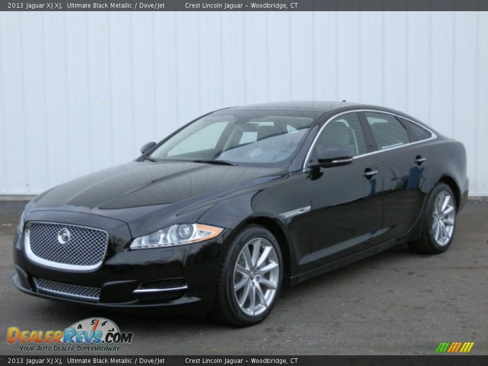 Front 3/4 View of 2013 Jaguar XJ XJ Photo #1