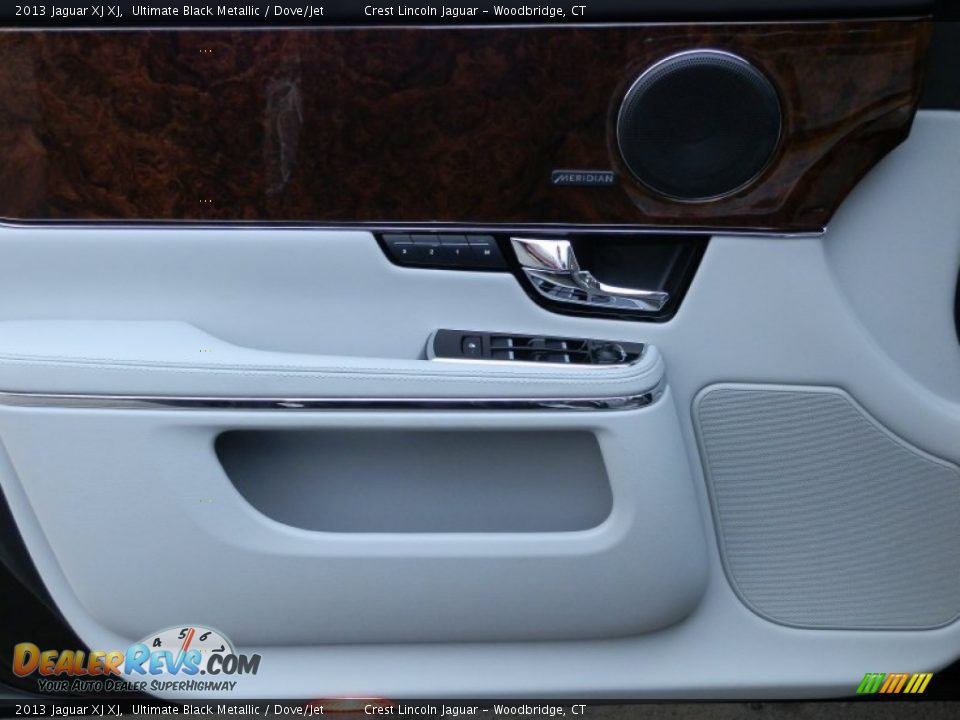 2013 Jaguar XJ XJ Ultimate Black Metallic / Dove/Jet Photo #12