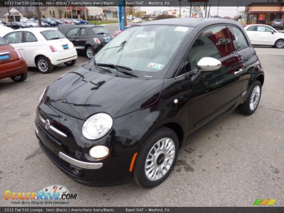 Front 3/4 View of 2013 Fiat 500 Lounge Photo #2